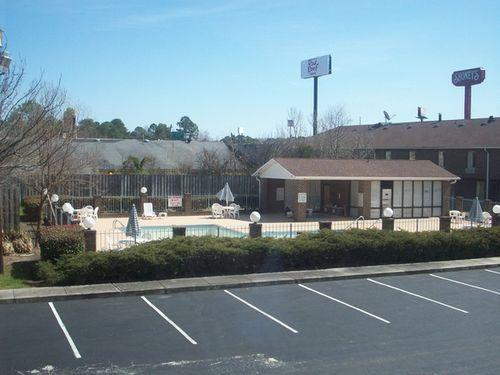 Motel Red Roof