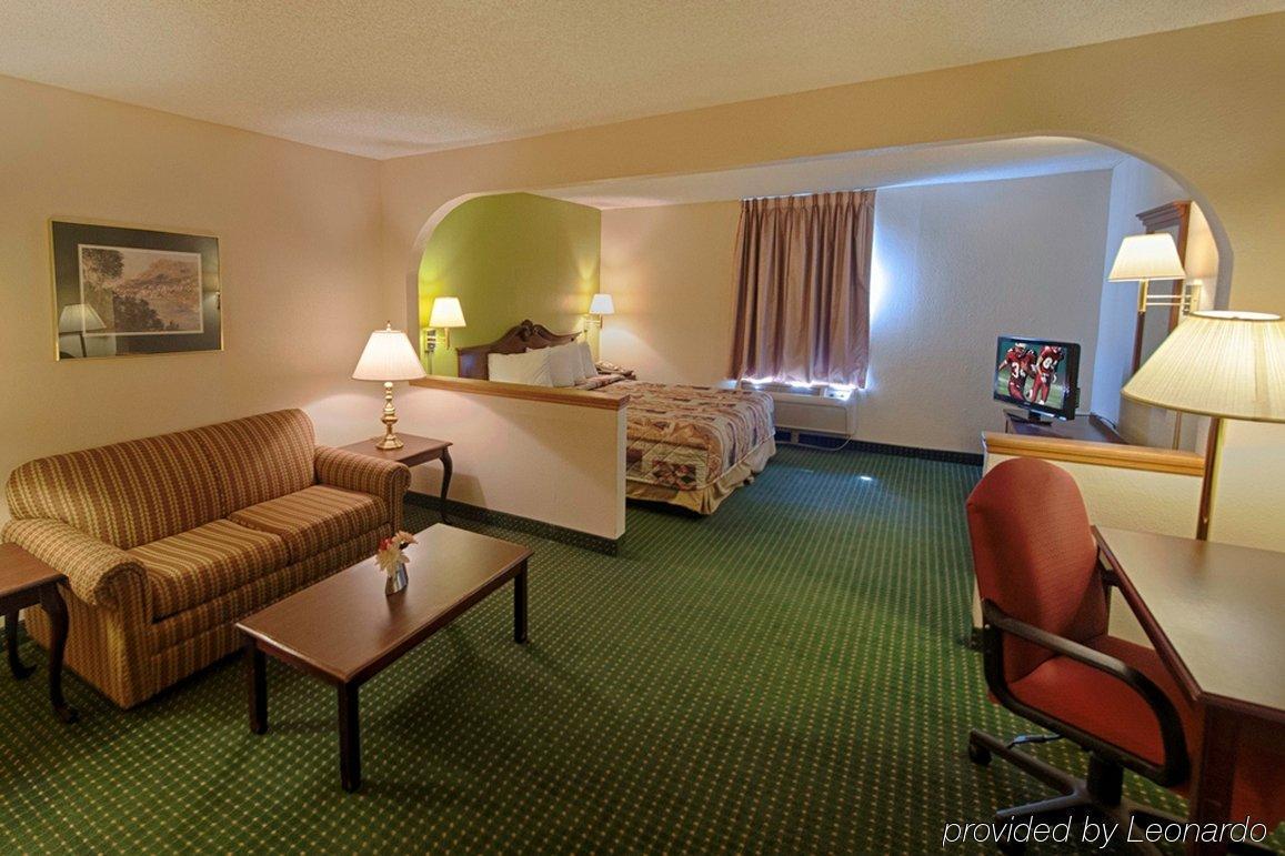 Red Roof Motel 2*